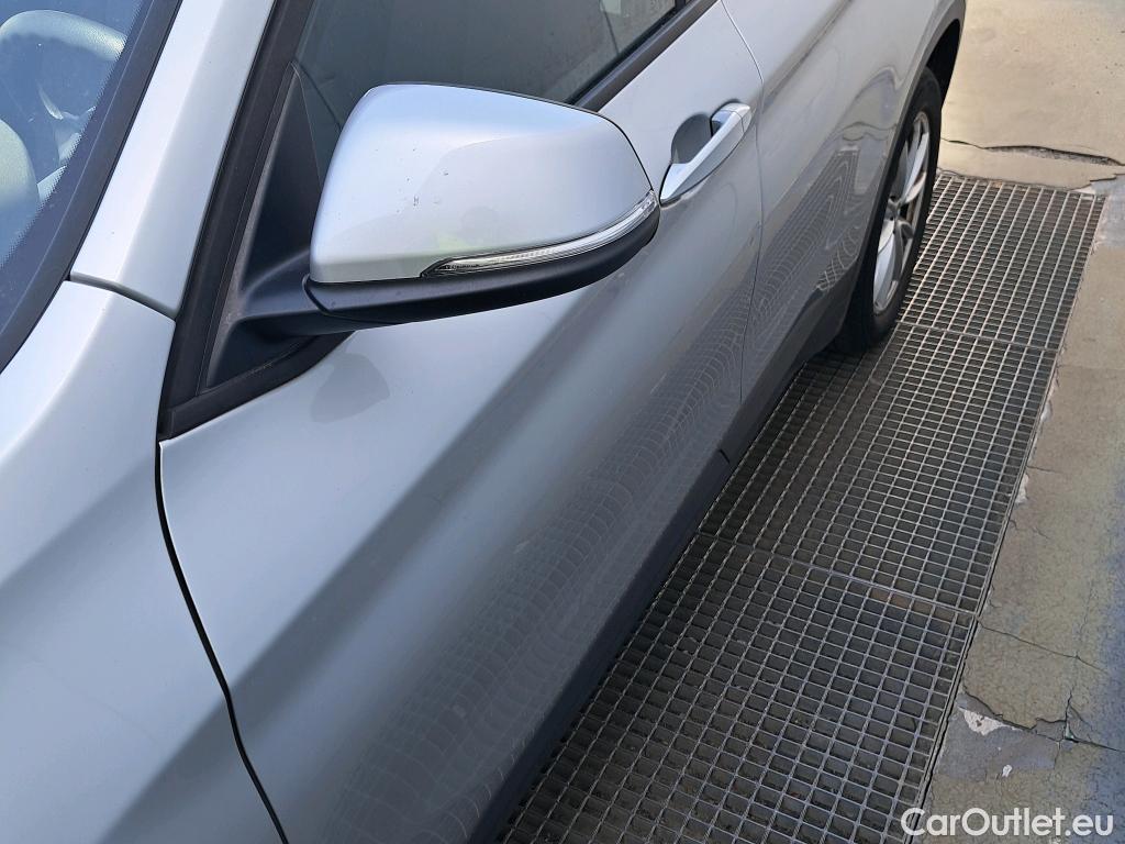  Bmw  X1 BMW  / 2019 / 5P / todoterreno xDrive18d #3
