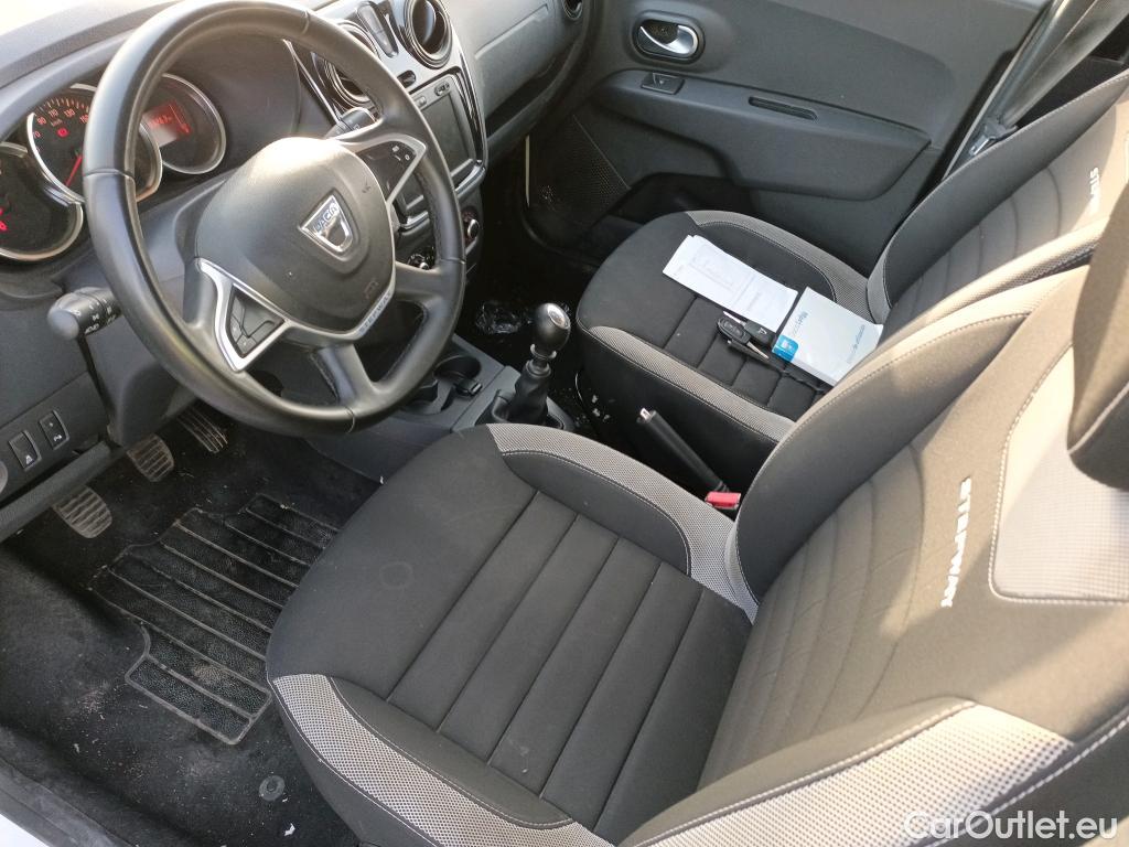  Dacia  Lodgy DACIA  / 2012 / 5P / monovolumen compacto Stepway Comfort 85kW(115CV) 7Pl #12