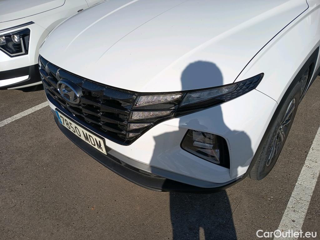  Hyundai  Tucson HYUNDAI  / 2020 / 5P / todoterreno 1.6 CRDI 85kW (115CV) Klass #3