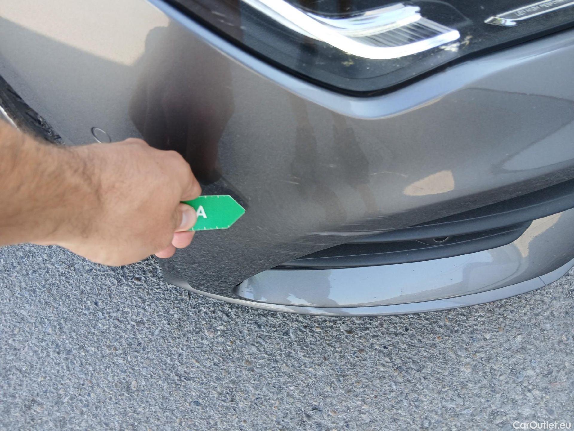  Mercedes  CLA-Klasse MERCEDES-BENZ CLA / 2019 / 4P / coupé CLA 200 #2