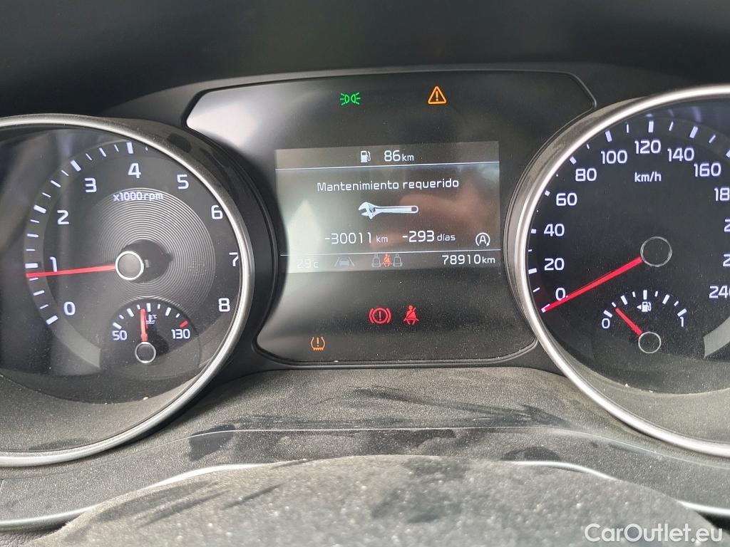  KIA  Cee'd KIA Ceed / 2021 / 5P / berlina con portón 1.0 T-GDi 74kW (100CV) Drive #11
