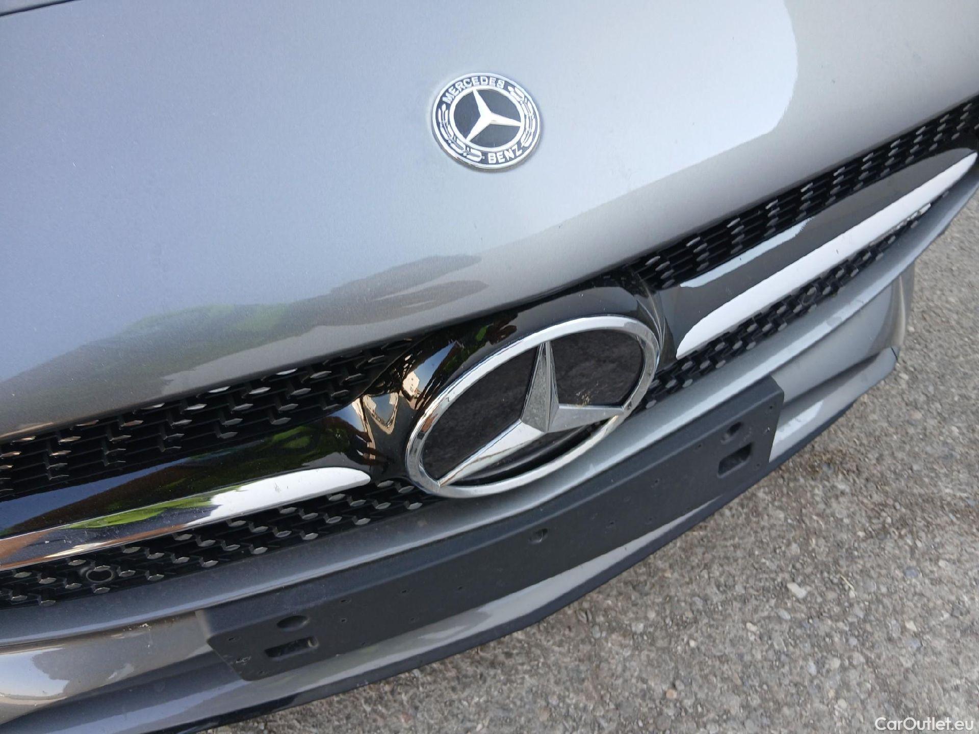  Mercedes  CLA-Klasse MERCEDES-BENZ CLA / 2019 / 4P / coupé CLA 200 #6