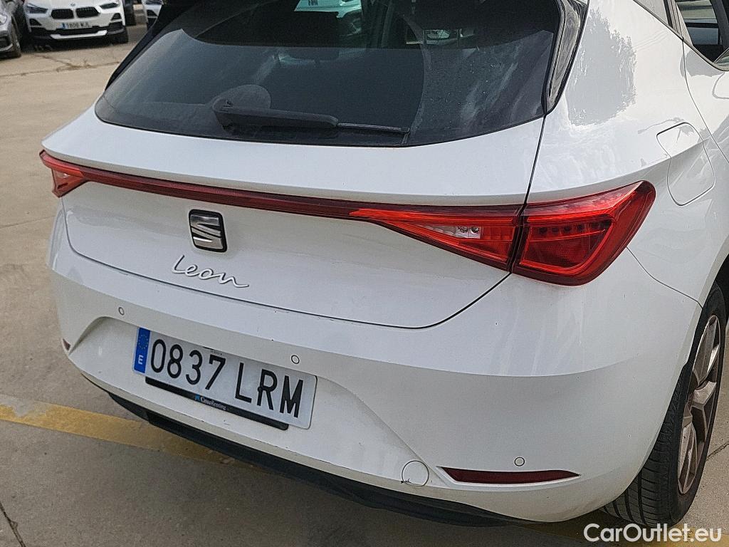  Seat  Leon SEAT Nuevo León / 2020 / 5P / berlina con portón 2.0 TDI 85kW S&S Style Go (AC3) #13