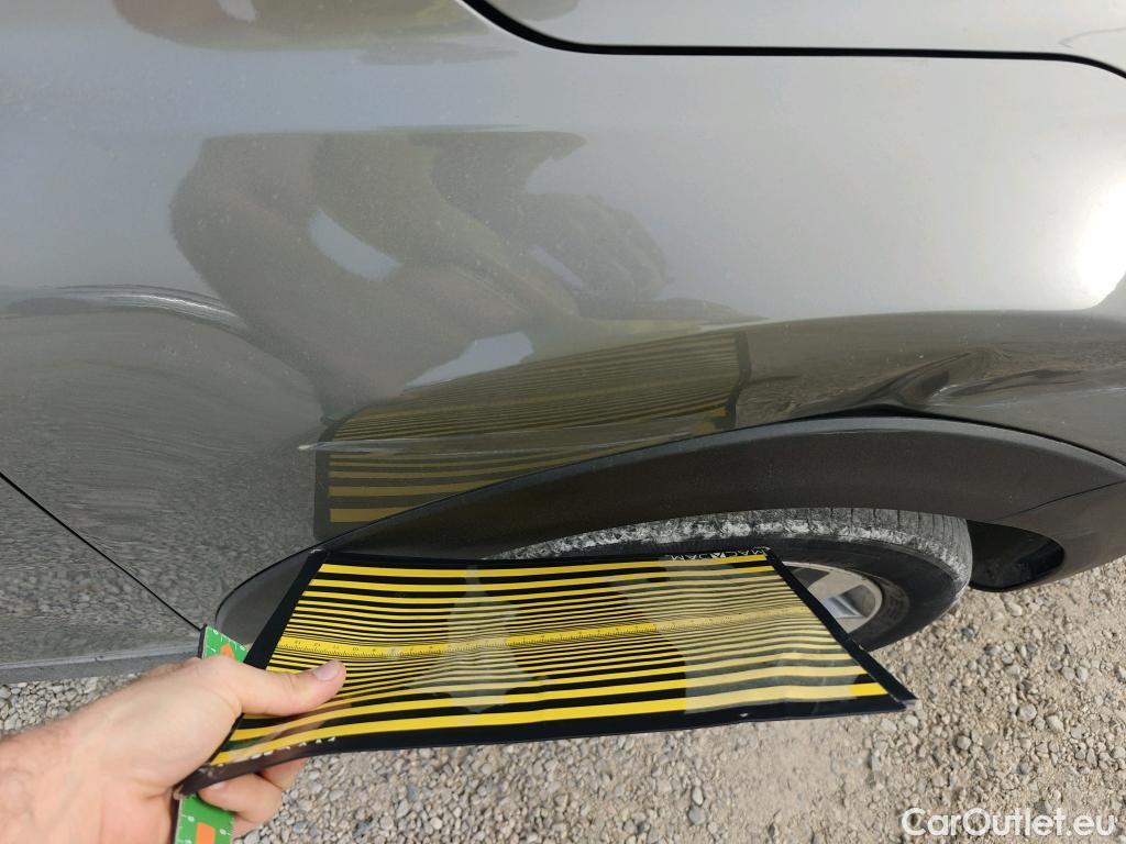  KIA  STONIC KIA  / 2017 / 5P / todoterreno 1.0 T-GDi 88kW (120CV) MHEV iMT Drive #4