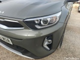  KIA  STONIC KIA  / 2017 / 5P / todoterreno 1.0 T-GDi 88kW (120CV) MHEV iMT Drive #16