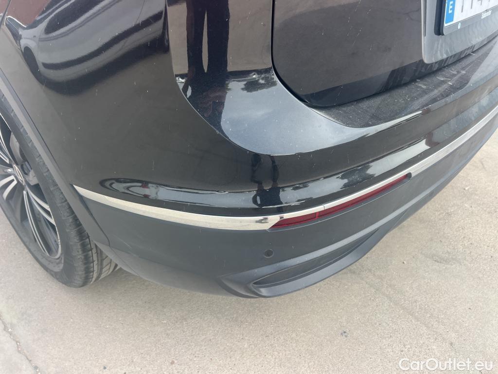  Volkswagen  Tiguan VOLKSWAGEN  / 2020 / 5P / todoterreno Life 2.0 TDI 110kW (150CV) DSG (AC2) #33