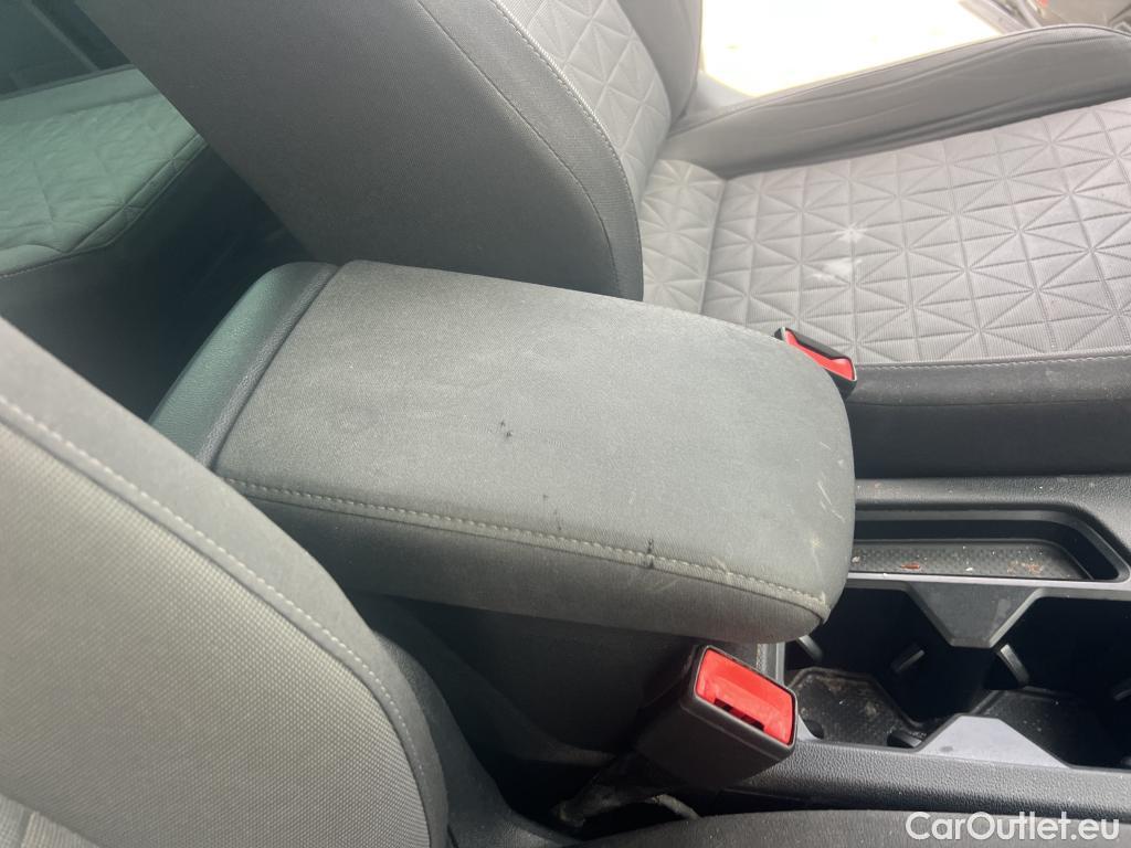  Volkswagen  Tiguan VOLKSWAGEN  / 2020 / 5P / todoterreno Life 2.0 TDI 110kW (150CV) DSG (AC2) #11