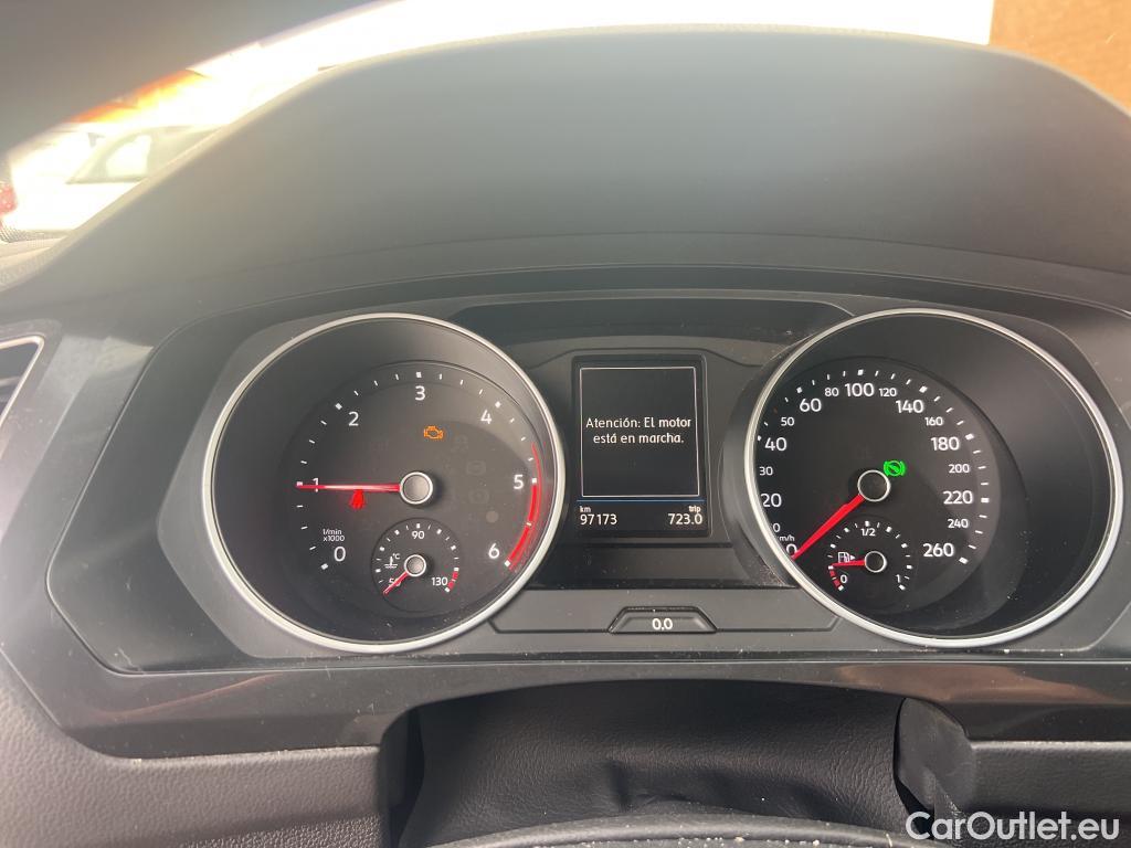  Volkswagen  Tiguan VOLKSWAGEN  / 2020 / 5P / todoterreno Life 2.0 TDI 110kW (150CV) DSG (AC2) #41