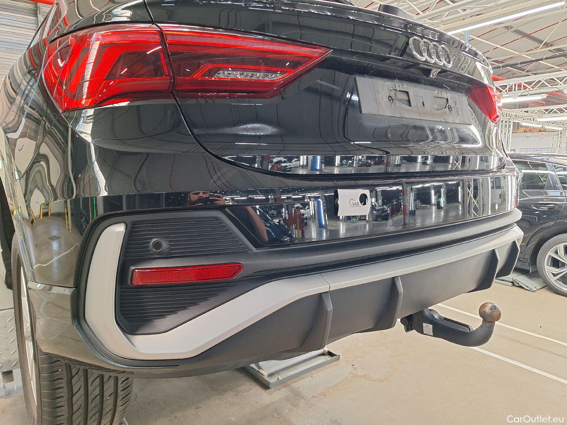  Audi  Q3 Audi,  SB '19 PHEV, Audi  Sportback 45 TFSI e S tronic S Line 5d #6