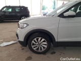  Volkswagen  T-CROSS VOLKSWAGEN  / 2019 / 5P / SUV 1.0 TSI 81KW STYLE #66