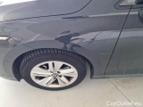  Volkswagen  Golf  VOLKSWAGEN / 2019 / 5P / BERLINA 1.5 ETSI EVO ACT 96KW LIFE DSG #66