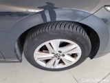 Volkswagen  Golf  VOLKSWAGEN / 2019 / 5P / BERLINA 1.5 ETSI EVO ACT 96KW LIFE DSG #73