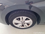  Volkswagen  Golf  VOLKSWAGEN / 2019 / 5P / BERLINA 1.5 ETSI EVO ACT 96KW LIFE DSG #79