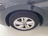  Volkswagen  Golf  VOLKSWAGEN / 2019 / 5P / BERLINA 1.5 ETSI EVO ACT 96KW LIFE DSG #80