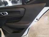  Volvo  XC 40 VOLVO XC40 / 2017 / 5P / SUV T3 GEARTRONIC #120