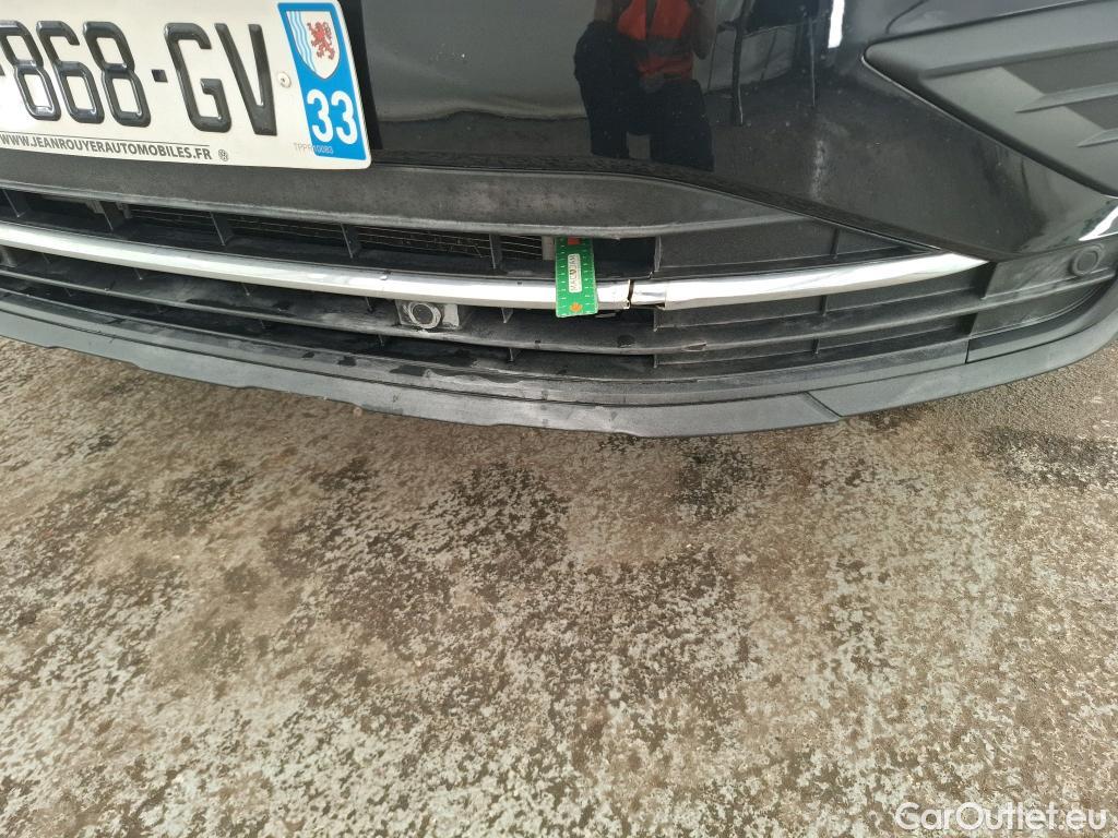  Volkswagen  Tiguan VOLKSWAGEN  / 2020 / 5P / SUV 2.0 TDI 150 DSG7 Life Business #3