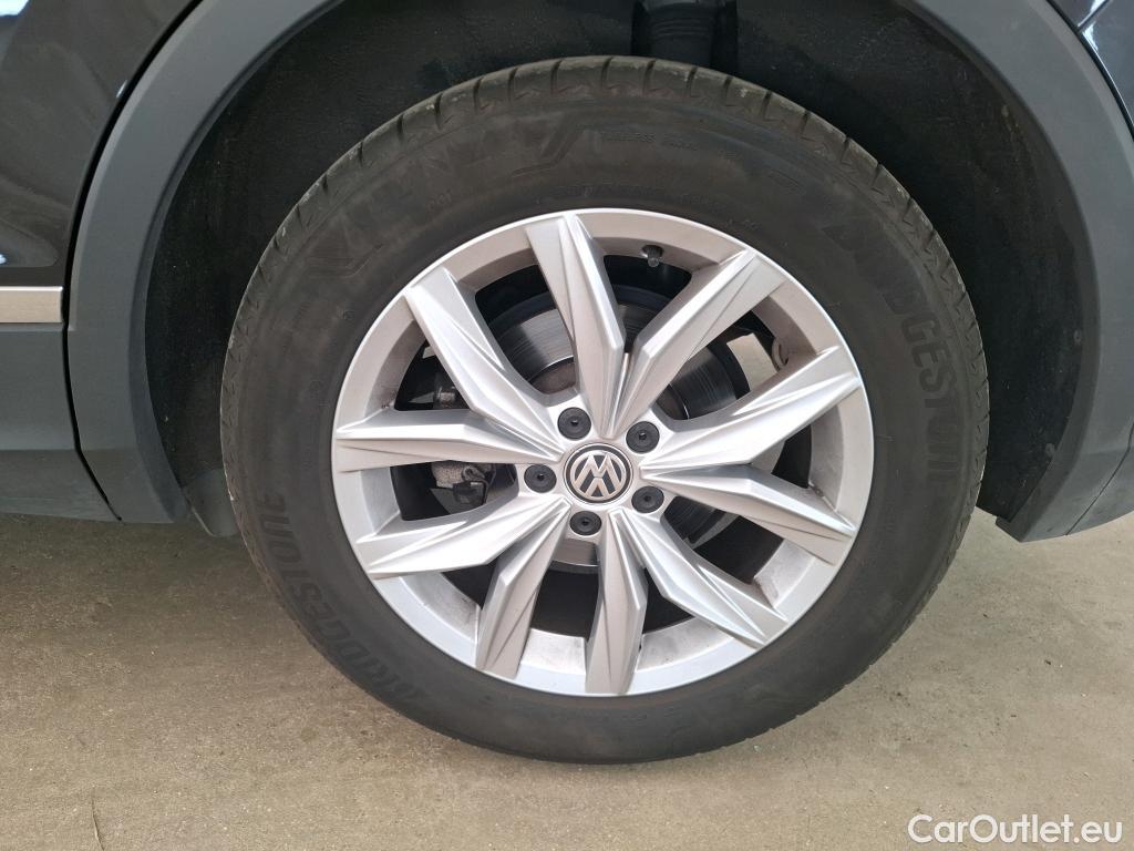  Volkswagen  Tiguan VOLKSWAGEN  5p SUV 1.5 TSI 150 EVO DSG7 Carat #12