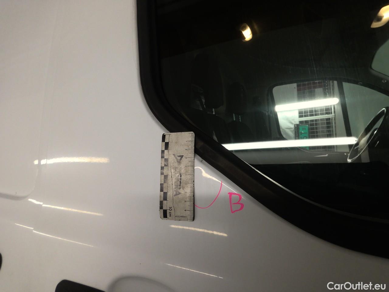  Ford  Transit Tr.Cus.TDCi 130 27 L1H1 A Tr. #1