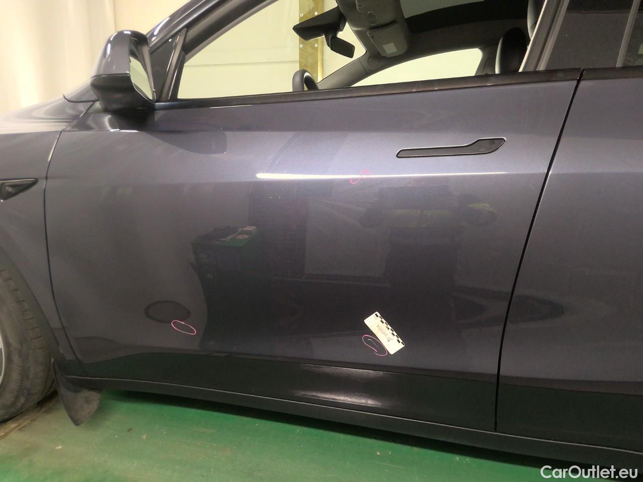  Tesla  Model Y  Long-Range AWD #16