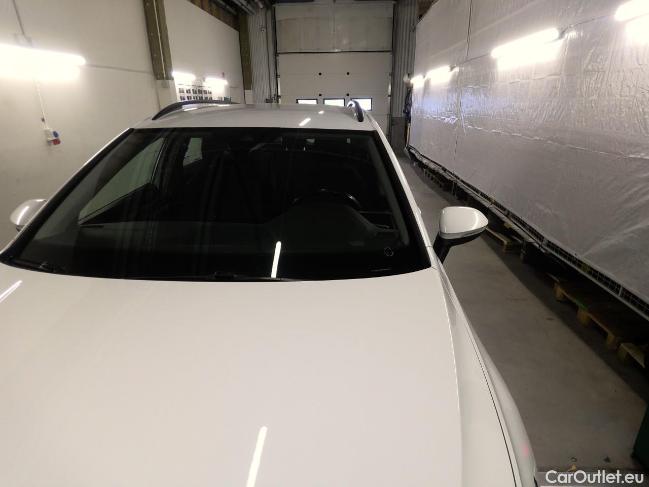  Volkswagen  Golf  SC 1.5 eTSI 130 Aut #26