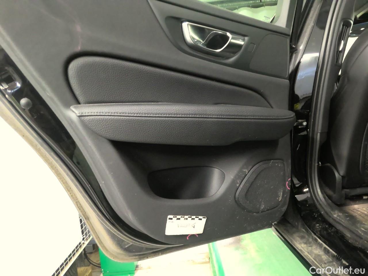  Volvo  V60  T6 AWD Inscript.Rechar.Aut #13