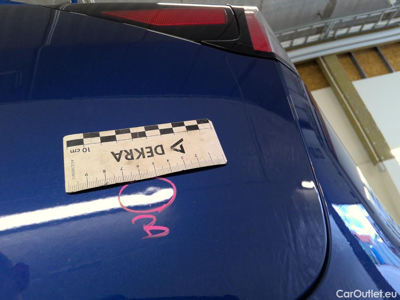  Tesla  Model 3  75kWh Long-Range #17