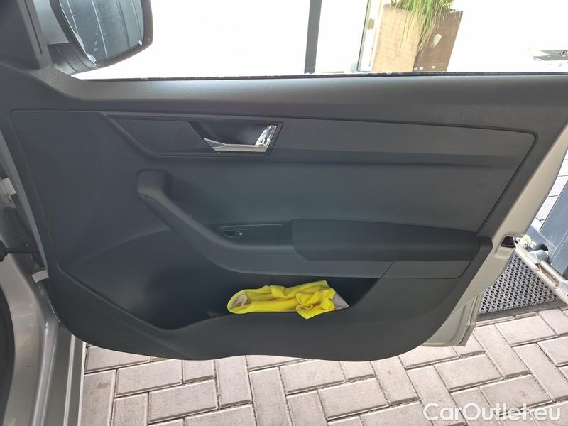  Skoda  Fabia  (PJ3) (2021) Com.1.0TSI 70 Ambition 5d #16
