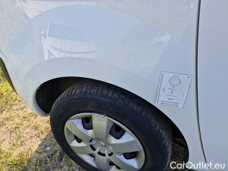  Renault  Kangoo  2 (2008)  1.5BdCi 95 Zen 5d #18