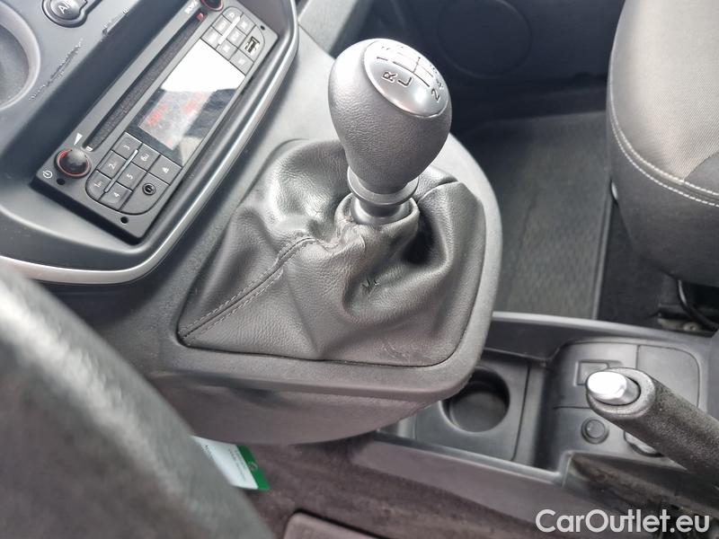  Renault  Kangoo  2 (2008)  1.5BdCi 95 Zen 5d #31