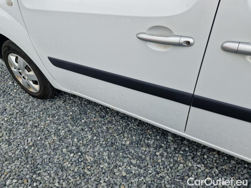  Renault  Kangoo  2 (2008)  1.5BdCi 95 Zen 5d #27