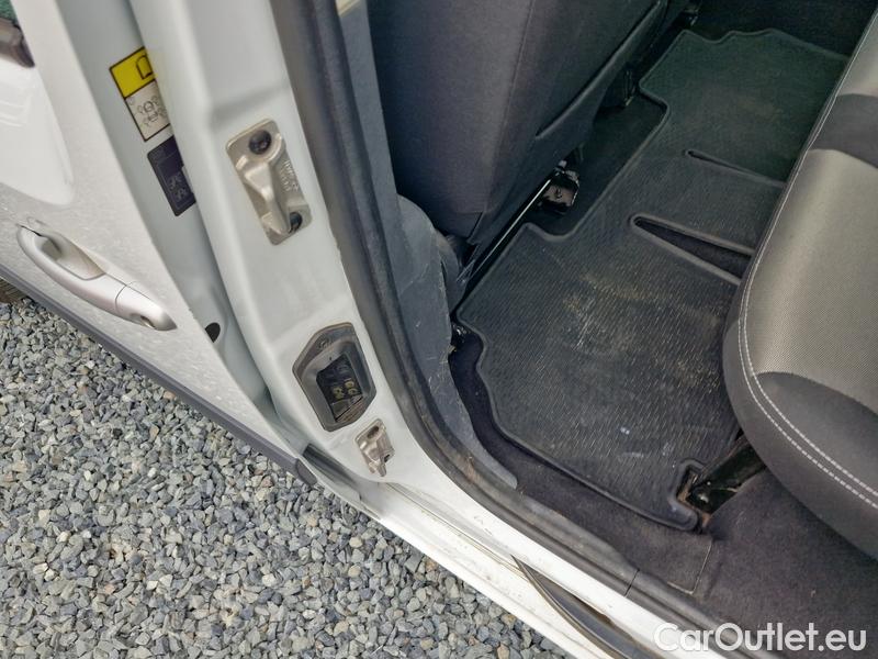  Renault  Kangoo  2 (2008)  1.5BdCi 95 Zen 5d #12