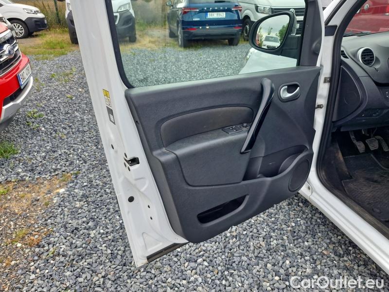  Renault  Kangoo  2 (2008)  1.5BdCi 95 Zen 5d #48