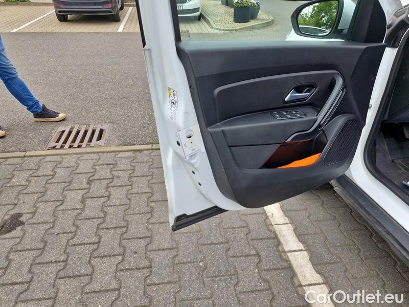  Dacia  Duster  II (01.2018->) Dus.1.5BdCi 115 Comfort 4x4 5d #7