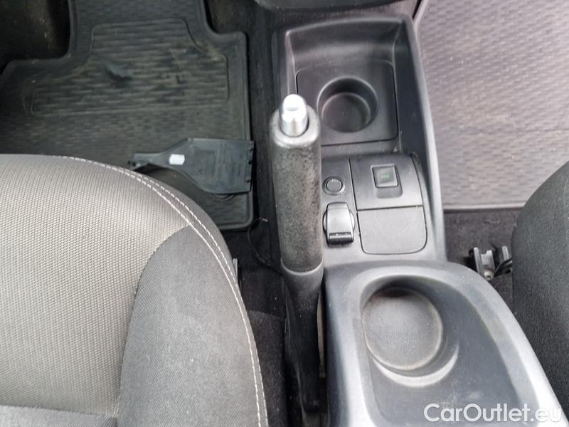  Renault  Kangoo  2 (2008)  1.5BdCi 95 Zen 5d #45