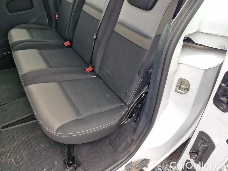  Renault  Kangoo  2 (2008)  1.5BdCi 95 Zen 5d #13