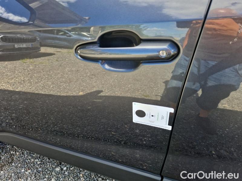  Toyota  RAV4  2019  2.5 Hybrid Comfort 4WD AT #3