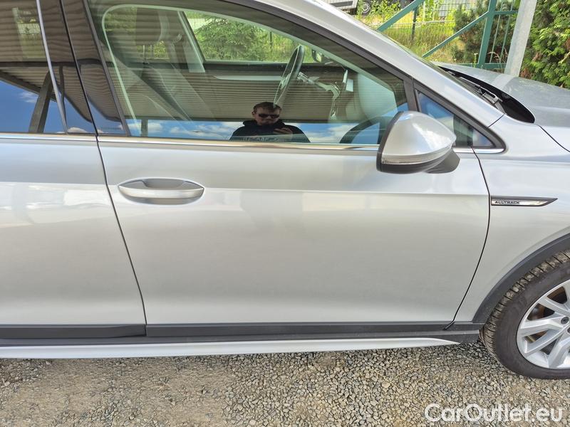  Volkswagen  Golf  VIII Variant (CG5) 2020 Var.2.0TDI 147 ALL 4x4 AT #13