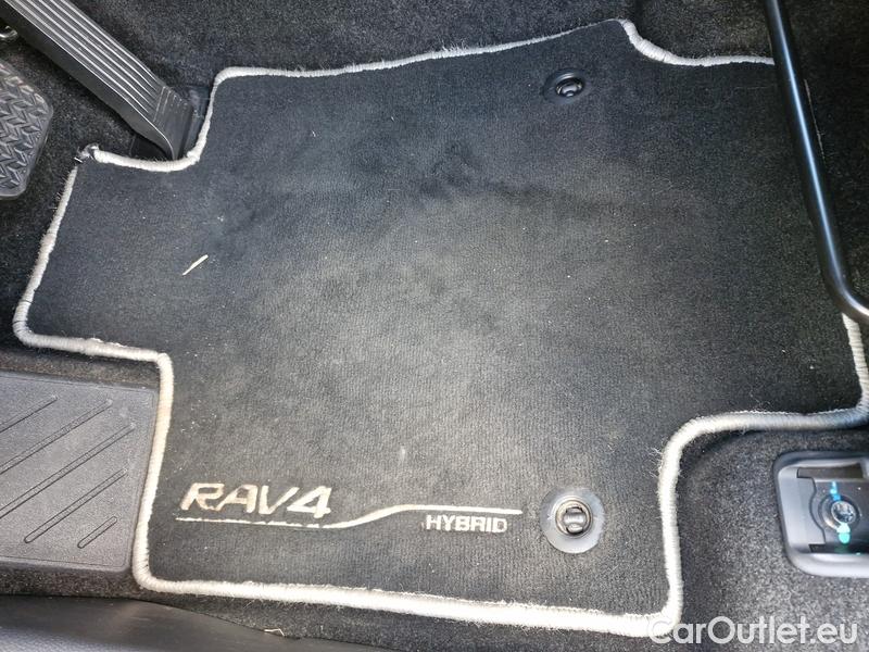  Toyota  RAV4  2019  2.5 Hybrid Comfort 4WD AT #2