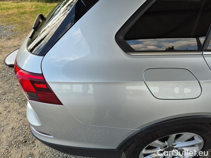  Volkswagen  Golf  VIII Variant (CG5) 2020 Var.2.0TDI 147 ALL 4x4 AT #16