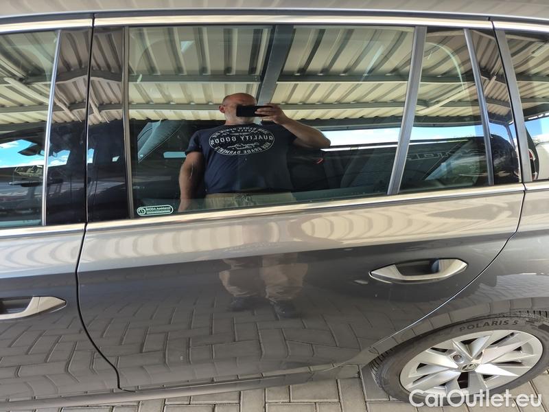  Skoda  Octavia  Lim. (NX3)(2020) Oct.Combi 2.0TDI 110 Style AT #12