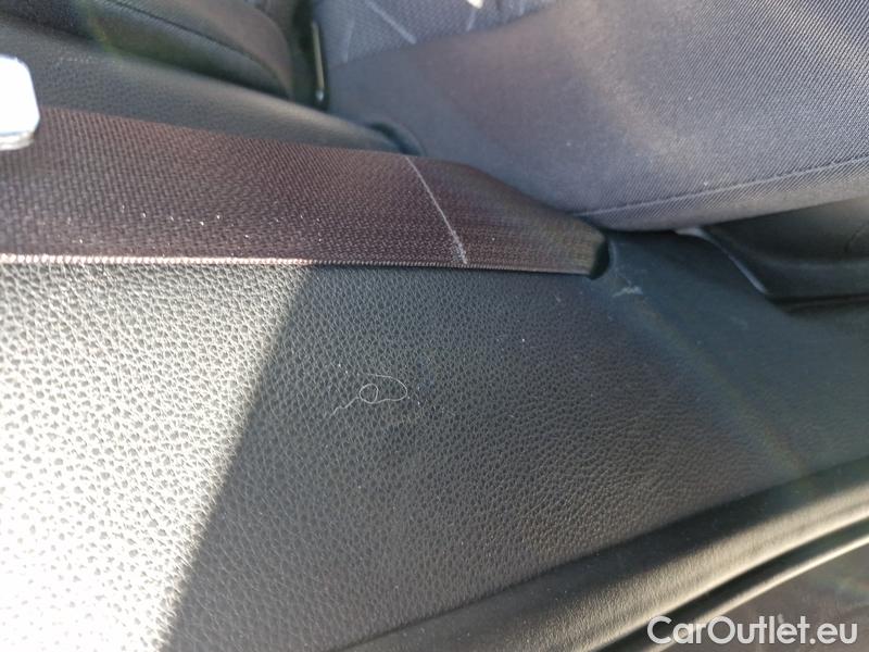  Toyota  RAV4  2019  2.5 Hybrid Comfort 4WD AT #15
