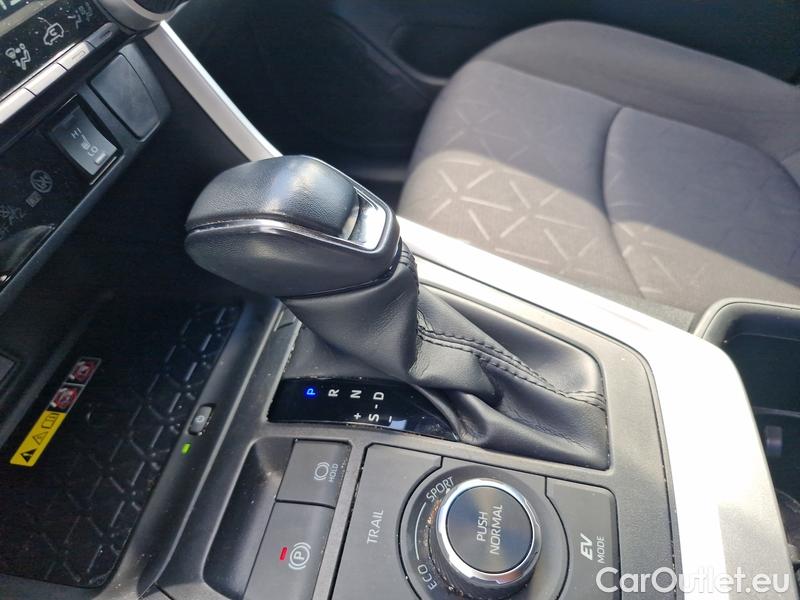  Toyota  RAV4  2019  2.5 Hybrid Comfort 4WD AT #5