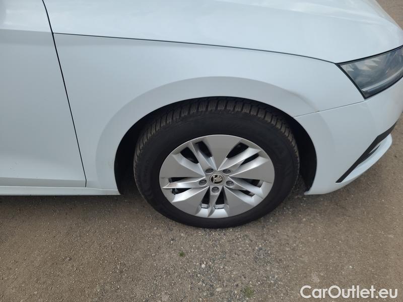  Skoda  Octavia  Combi (NX3)(2020) Oct.Combi 2.0TDI 85 Ambition #7