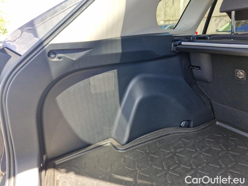  Toyota  RAV4  2019  2.5 Hybrid Comfort 4WD AT #21
