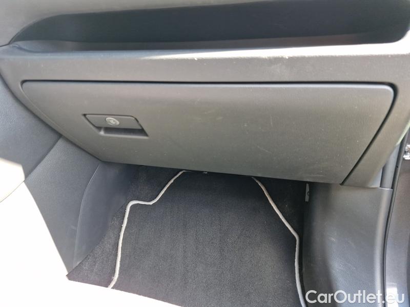  Toyota  RAV4  2019  2.5 Hybrid Comfort 4WD AT #16