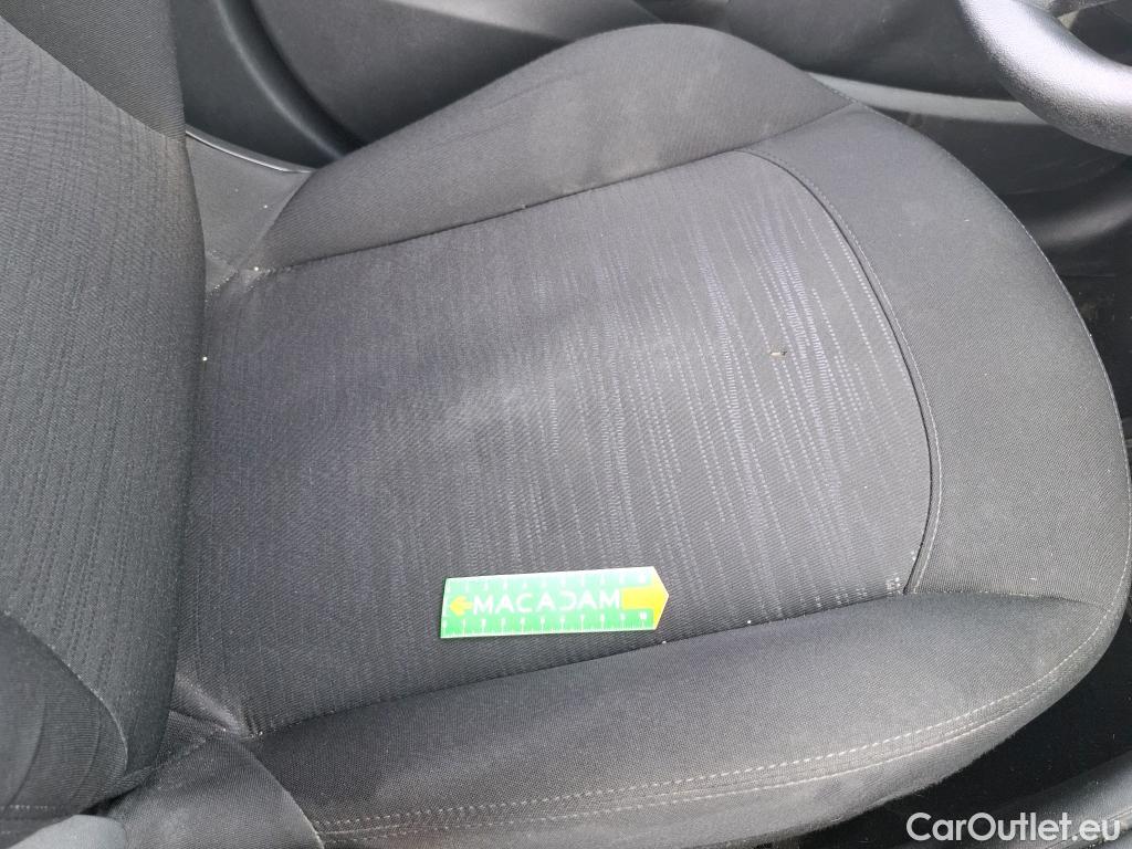  Peugeot  208  Affaire Premium Pack 1.5 HDi 100CV BVM5 E6dT #40