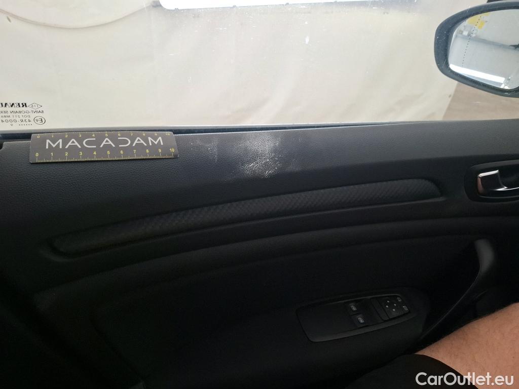  Renault  Megane  IV Berline 5pt. Société Air Nav 1.5 dCi 90CV BVM6 E6 #47