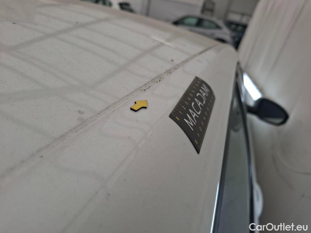 Renault  Megane  IV Berline 5pt. Société Air Nav 1.5 dCi 90CV BVM6 E6 #22