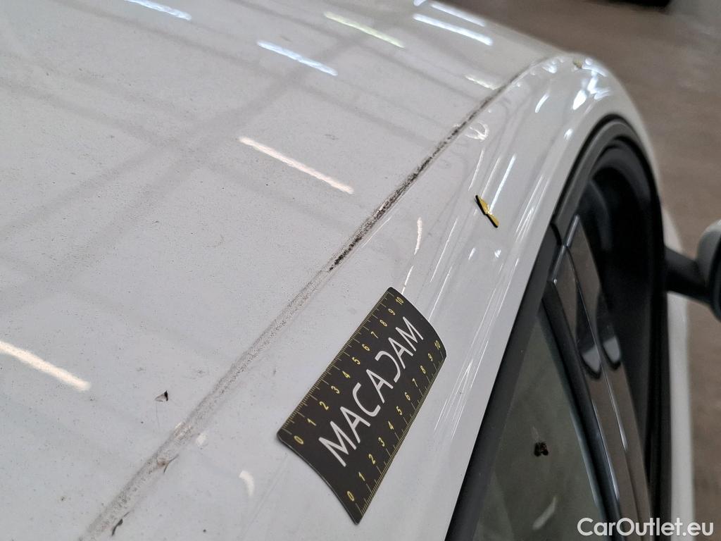  Renault  Megane  IV Berline 5pt. Société Air Nav 1.5 dCi 90CV BVM6 E6 #18
