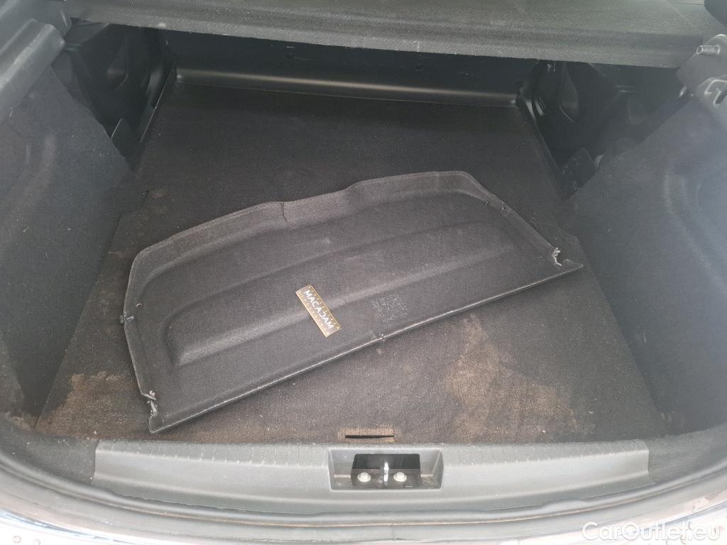  Peugeot  208  Premium 1.5 HDi 100CV BVM6 E6d #38